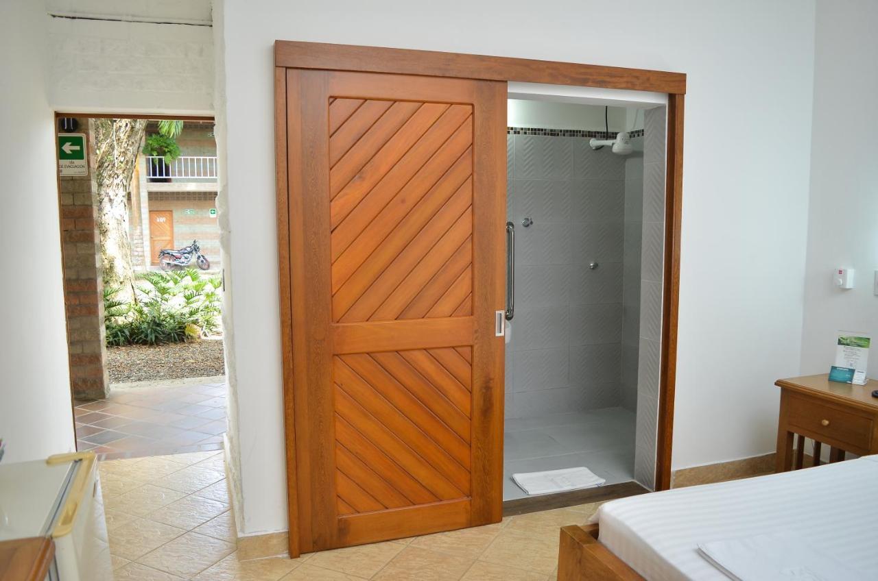 Hosteria Horizontes Caucasia Luaran gambar